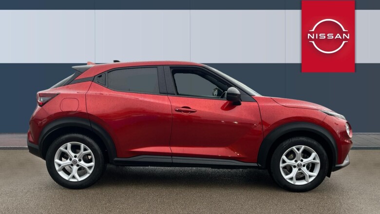 Nissan Juke 1.0 DiG-T 114 N-Connecta 5dr Petrol Hatchback